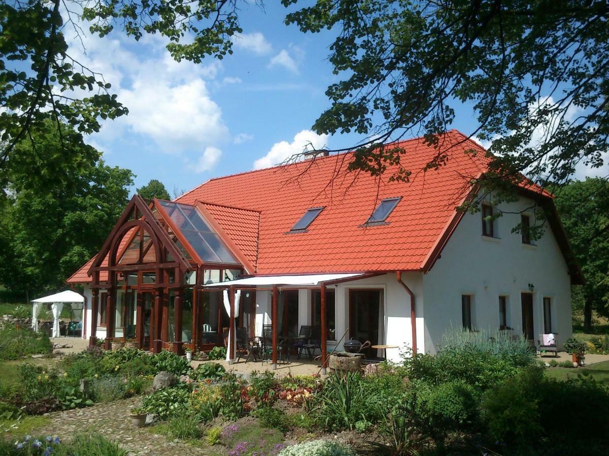 Villa Poza Zgielkiem à Węgorzewo Extérieur photo